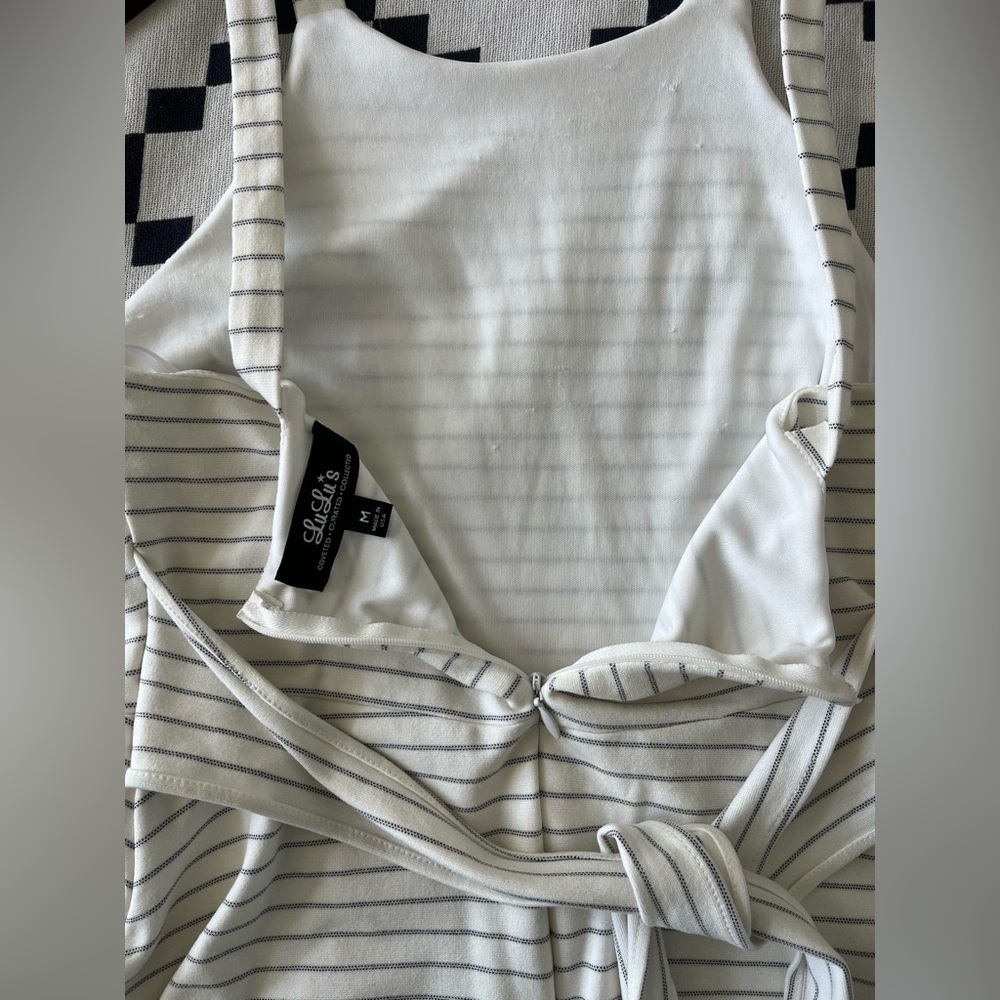 Lulu’s Striped White and Gray Women's Summer Dress - Picture 5 of 7